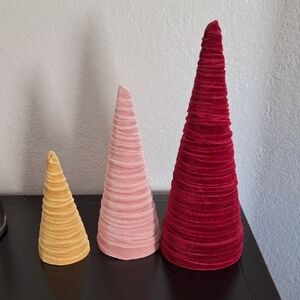 Velvet Cone Valentine's Day Decorations Set - Burgundy, Pink, Gold